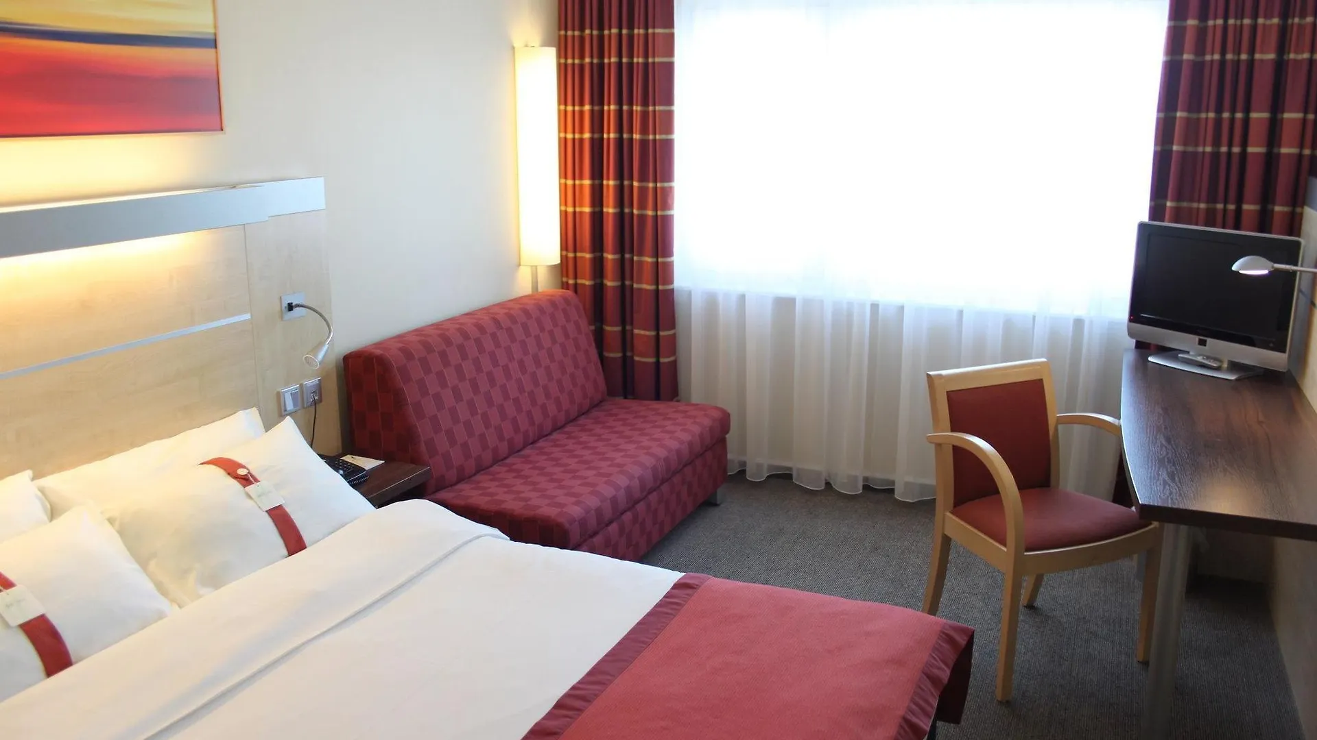 Holiday Inn Express Stuttgart Airport, An Ihg Hotel Leinfelden-Echterdingen