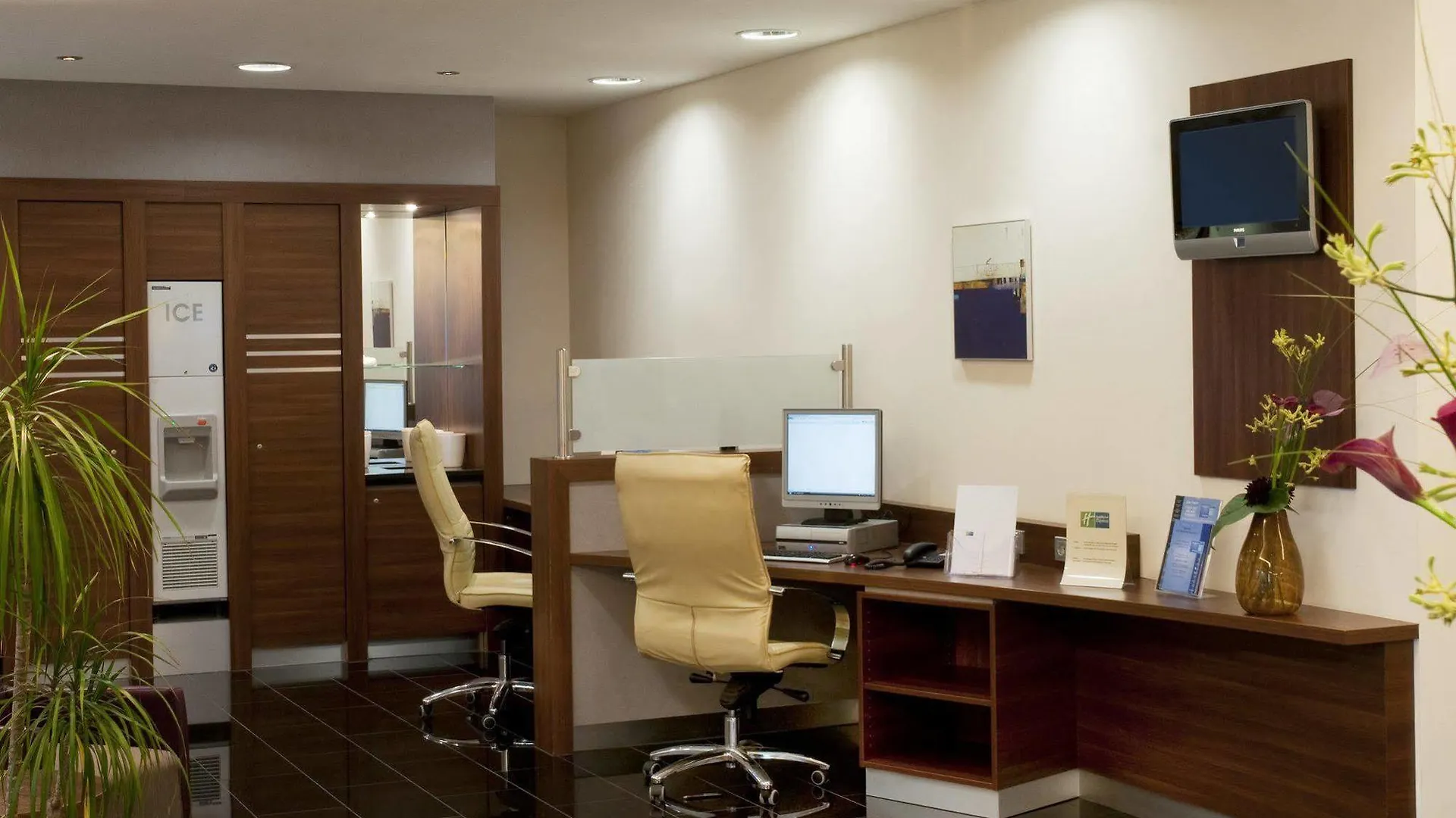 Holiday Inn Express Stuttgart Airport, An Ihg Hotel Leinfelden-Echterdingen 3*,