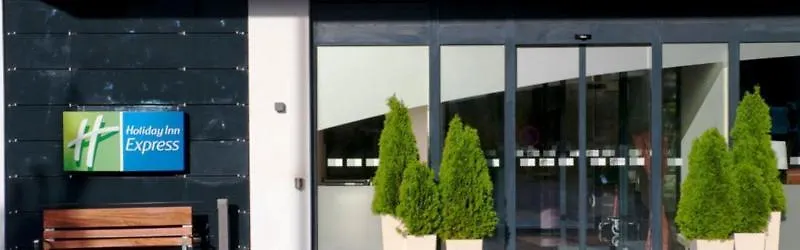 Holiday Inn Express Stuttgart Airport, An Ihg Hotel Leinfelden-Echterdingen