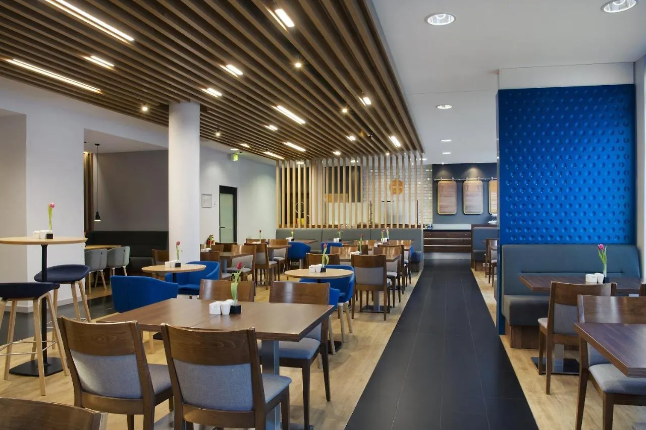 Holiday Inn Express Stuttgart Airport, An Ihg Hotel Leinfelden-Echterdingen 3*,