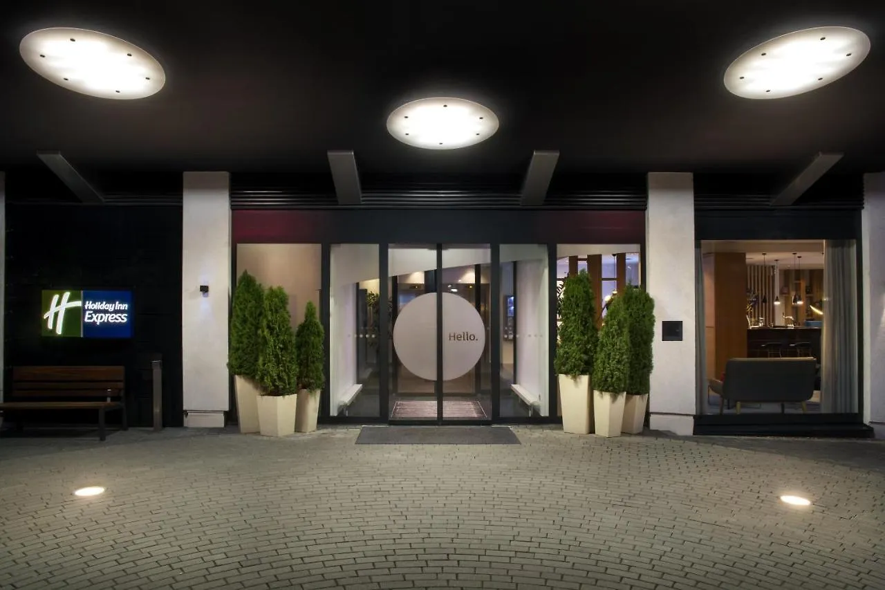 Holiday Inn Express Stuttgart Airport, An Ihg Hotel Leinfelden-Echterdingen